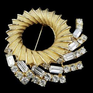 Vintage BSK Baguette Rhinestone Pinwheel Brooch